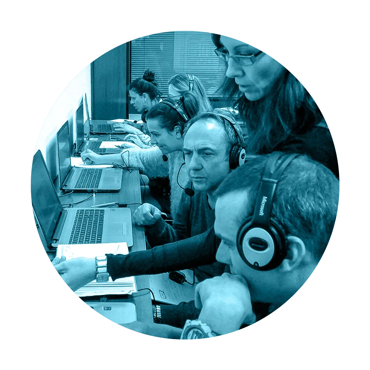 Curso actualización STCW - Operador restringido del SMSSM - EscolaPort - Barcelona Curso actualización STCW - Operador restringido del SMSSM - EscolaPort - Barcelona